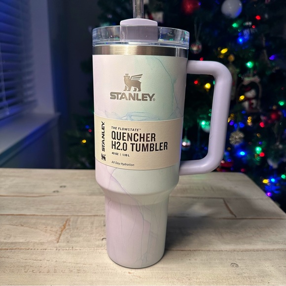 NEW Stanley H2.0 Watercolor Dusk Target Exclusive 40oz Quencher Tumbler - Picture 1 of 5